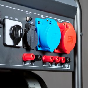 Бензиновый генератор FUBAG BS 7500 XD ES DUPLEX в Чебоксарах фото