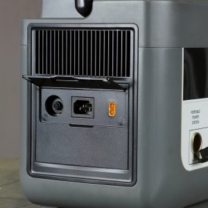 Портативная электростанция FUBAG AS 2400i (аккумулятор LiFePO4) в Чебоксарах фото